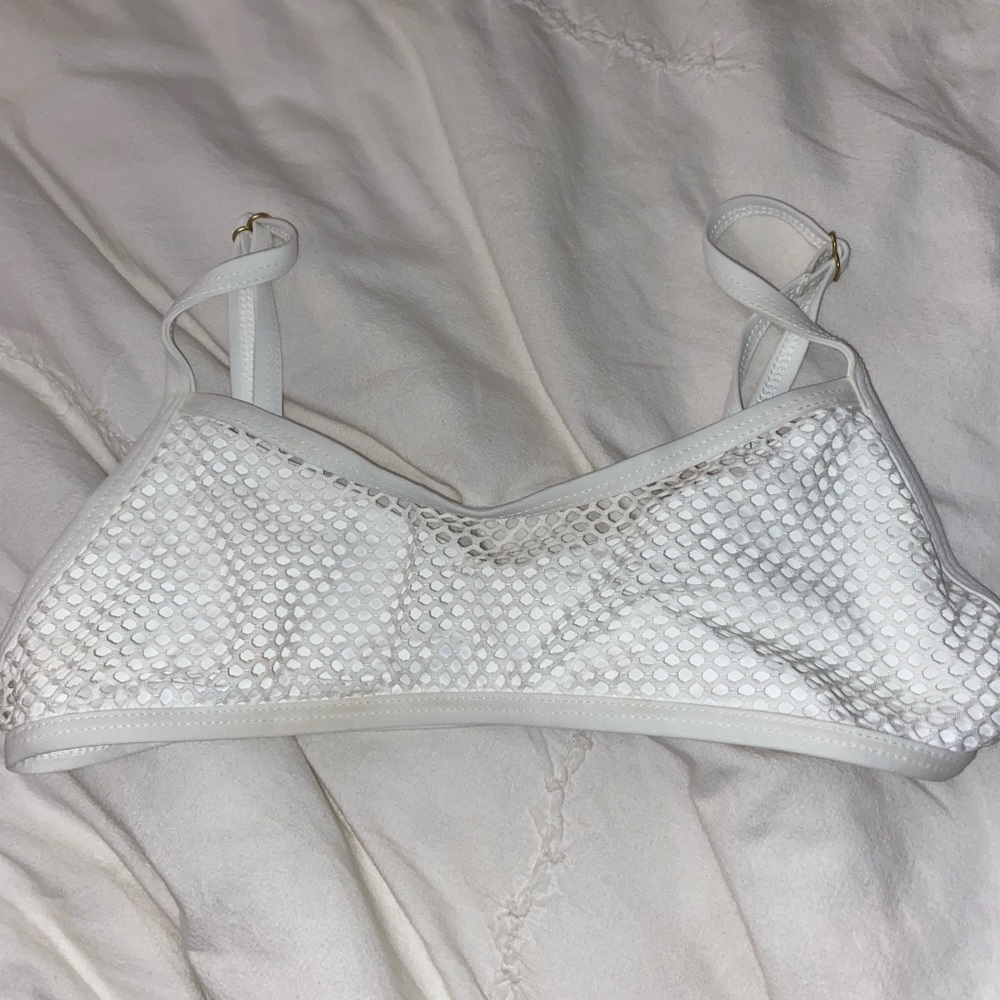Lspace netted top